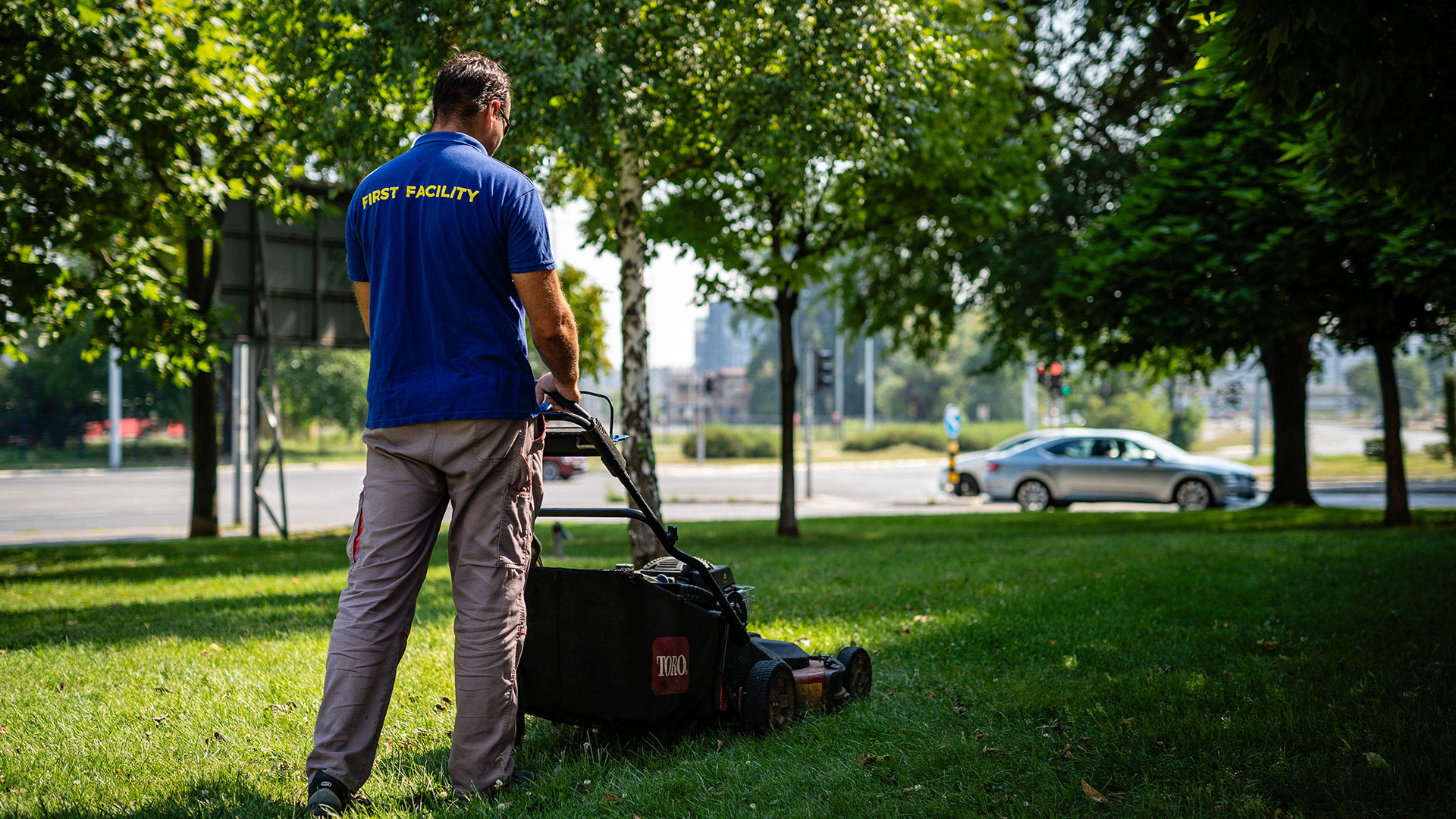 Facility management | Property management | Slovenija | Vzdrževanje zelenic